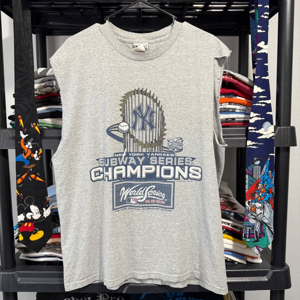 Y2K Gray New York Yankees Subway Series Champions Muscle Tee Large Cut Sleeves